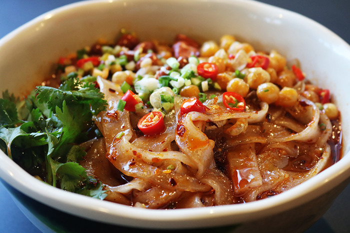 渝味重庆小面——冒手工粉 渝味重庆小面美食系列